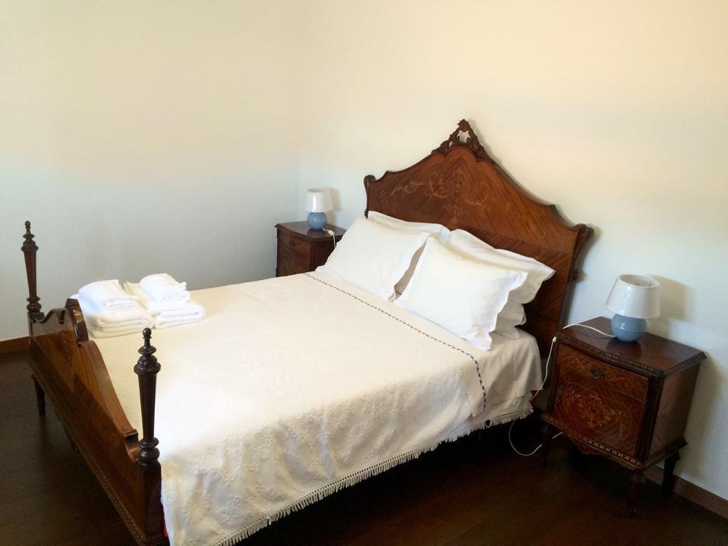 Private Room In Old Town Viana do Castelo Exterior photo
